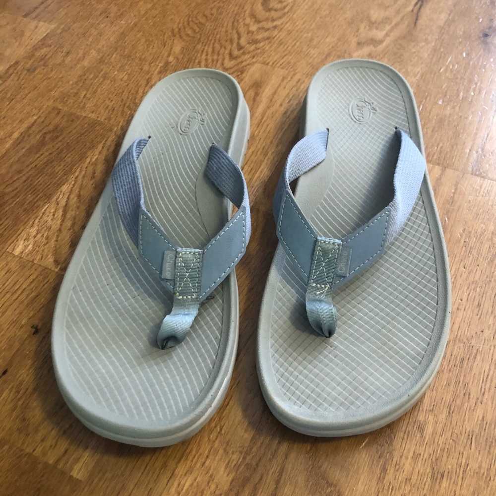 Chaco Women’s grey Flip size 12